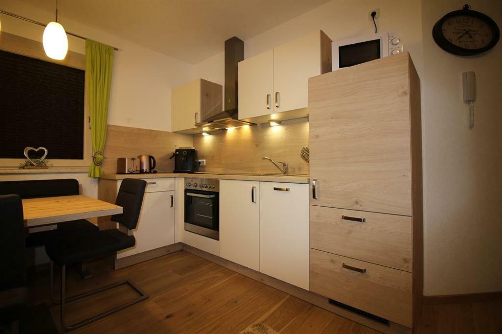 Apart Melanie Zell am Ziller Exterior photo